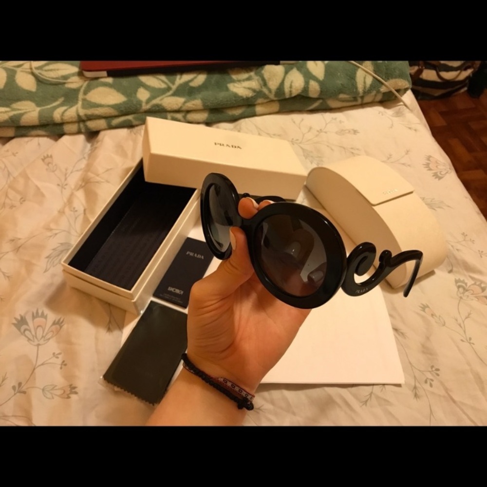 Prada Glasses Excellent condition! Worn twice comes with box